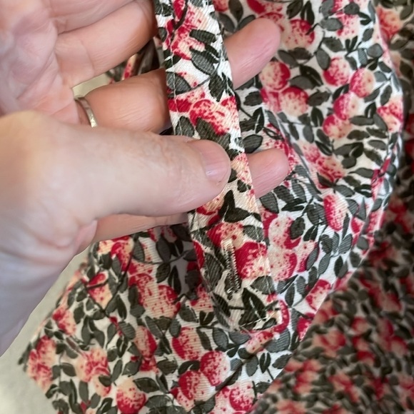 GAP Women’s Boyfriend Button Front Shirt Medium Pink Ditsy Floral 100% Cotton - Picture 8 of 14